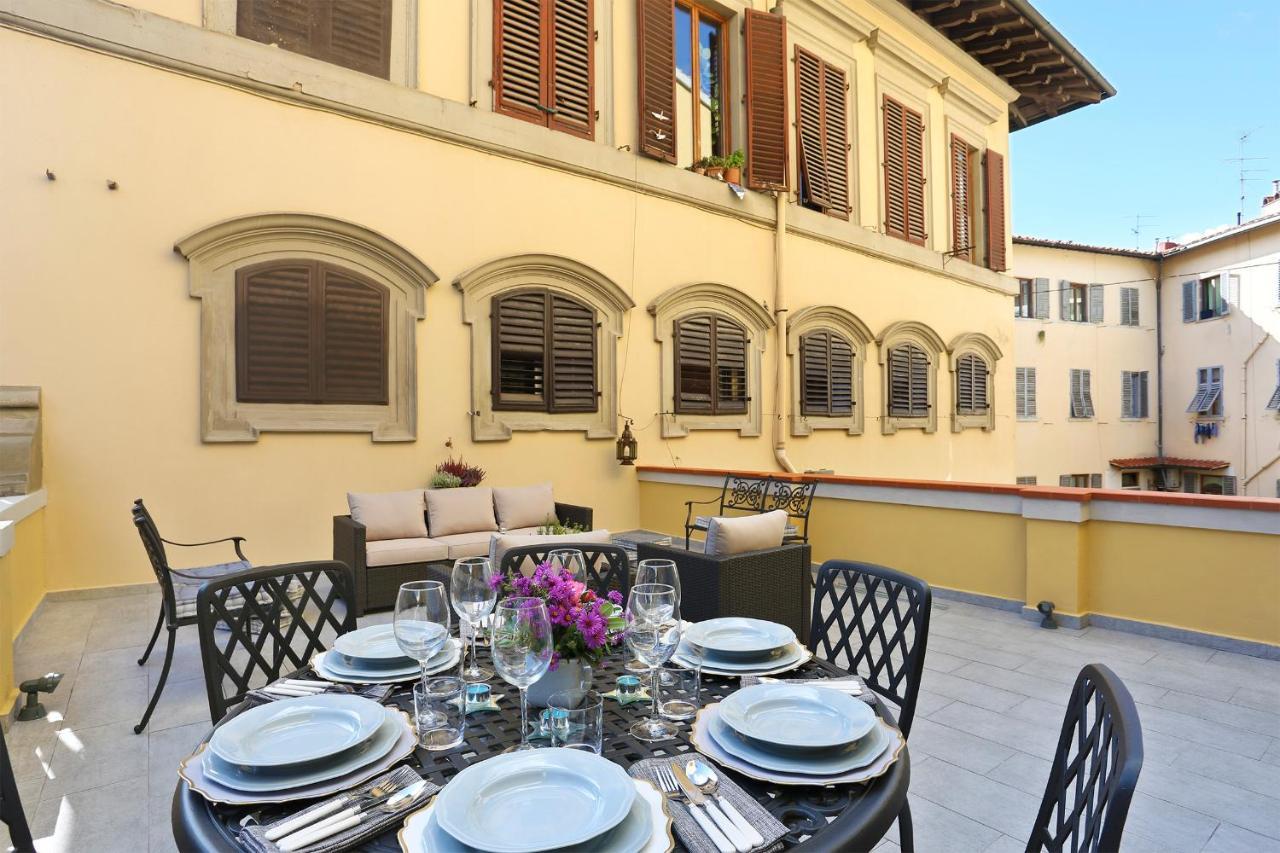 Design Apartment In The Heart Of Florence - Hosted By Sweetstay Ngoại thất bức ảnh