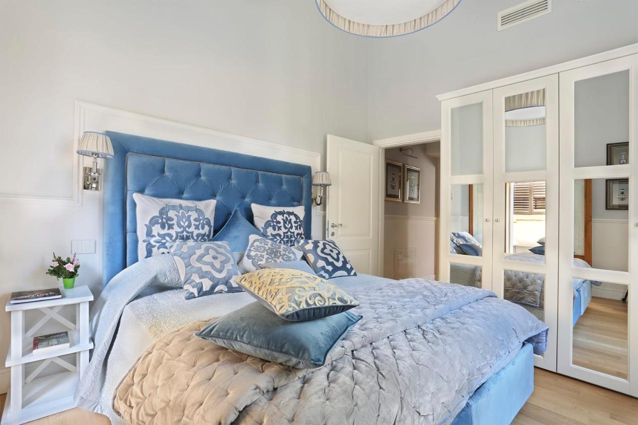 Design Apartment In The Heart Of Florence - Hosted By Sweetstay Ngoại thất bức ảnh